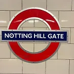 Newly Refurbished- Awesome Very Central Flat In Famous Notting Hill With A Balcony