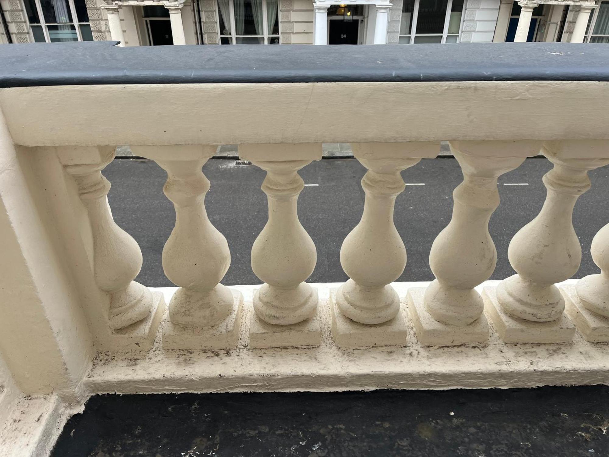 Newly Refurbished- Awesome Very Flat In Famous Notting Hill With A Balcony * London